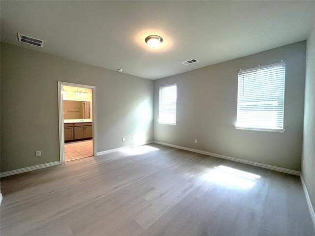 Building Photo - 8266 Primrose Wy