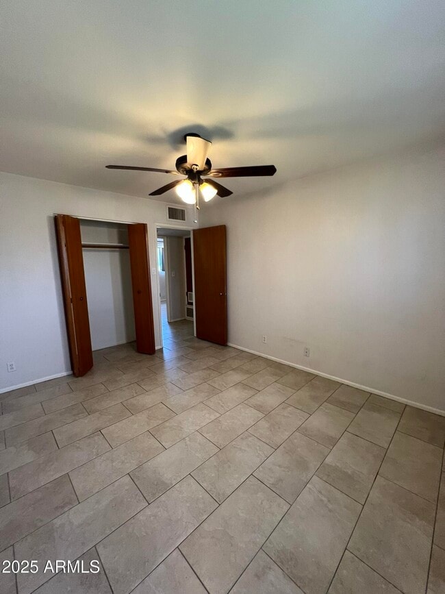 Building Photo - 125 E Papago Dr