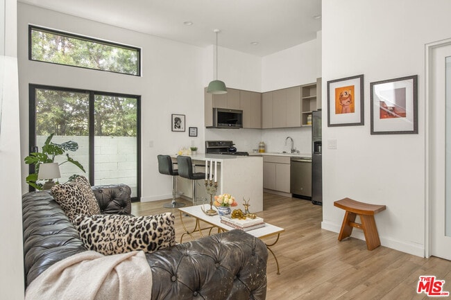 Building Photo - 12662 Rose Ave