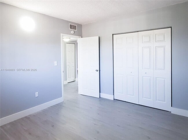 Building Photo - 1265 W 24th St