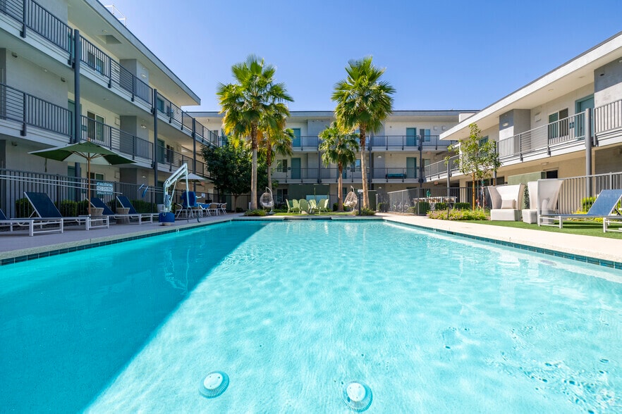 Resort-Style Swimming Pool - The 89 on Hayden
