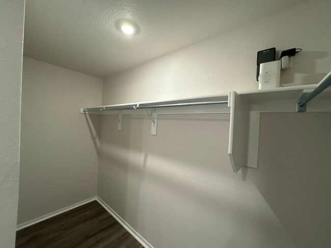 Building Photo - *Pre-leasing* Three Bedroom | Two Bath Hom...