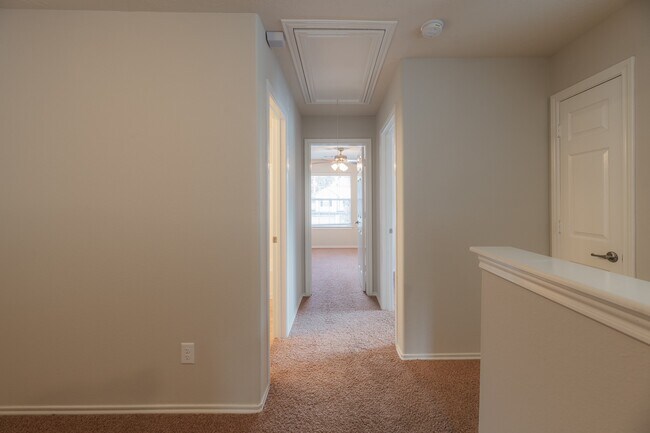 Building Photo - 18 Whitekirk Pl