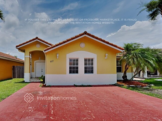 Building Photo - 957 NW 128th Pl