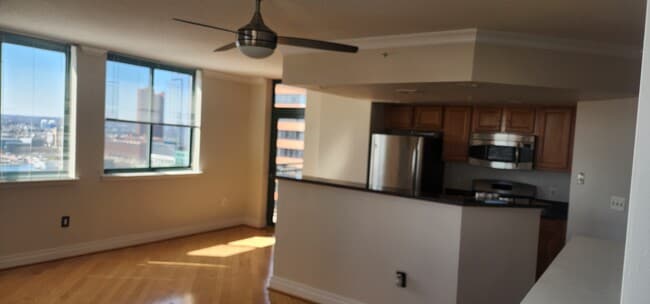 Building Photo - 414 Water St