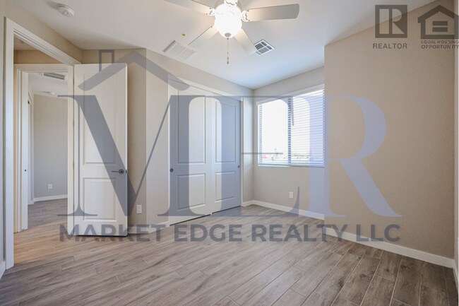 Building Photo - 3bed/2bath Home in North Scottsdale! Ready...
