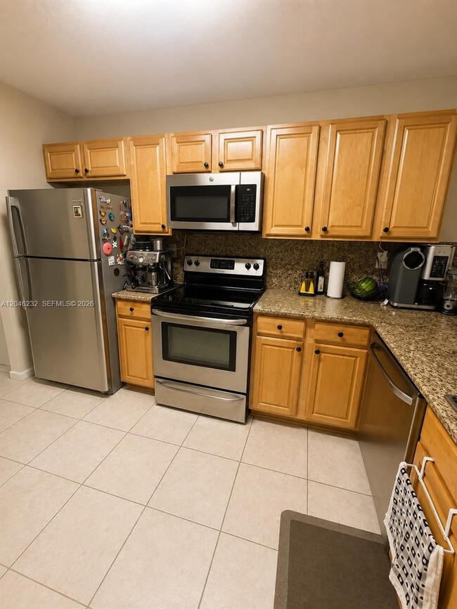 Building Photo - 7954 NW 41 Ct