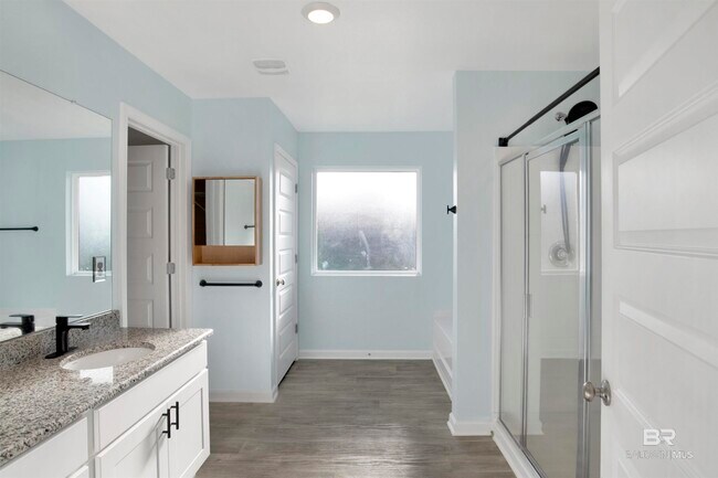 Building Photo - 3191 Camino Real Lp