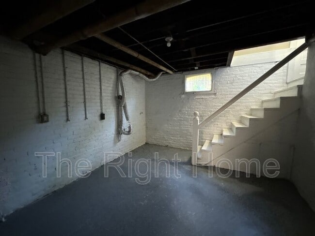 Building Photo - 1521 Park Wild Ave