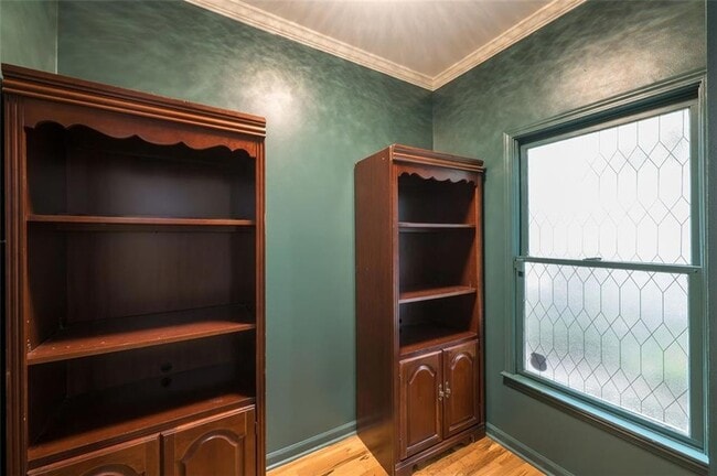 Building Photo - 1018 Berne St SE