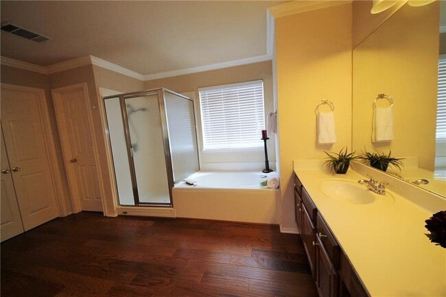 Building Photo - 8508 Forest Heights Ln