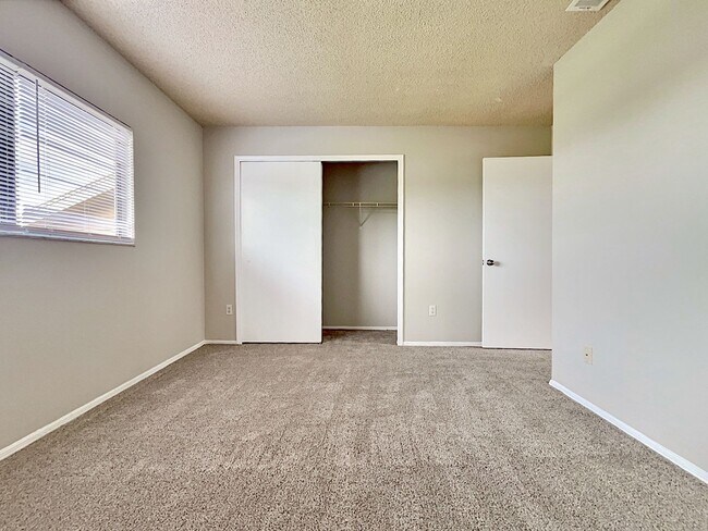 Building Photo - 4 Bedroom Upgraded Home for rent in Bermud...