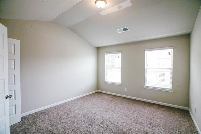 Building Photo - 2948 Wild Laurel Ct