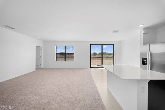 Building Photo - 258 Silent Lk Dr