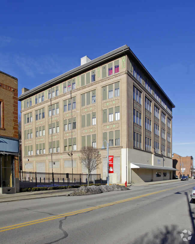 Primary Photo - Towne Tower Apartments