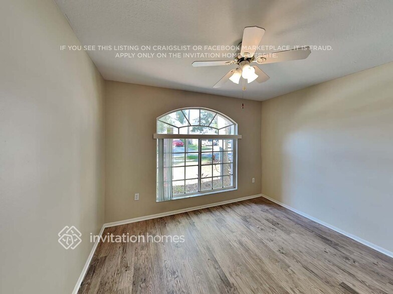 Building Photo - 27331 Coral Springs Dr