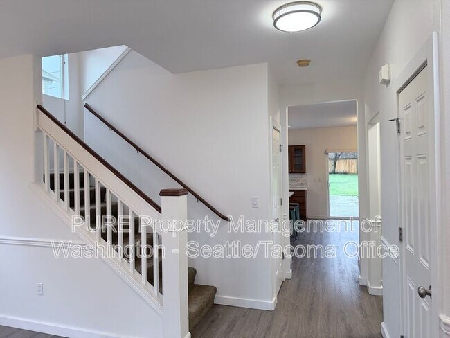 Building Photo - 1725 SW 346th Pl