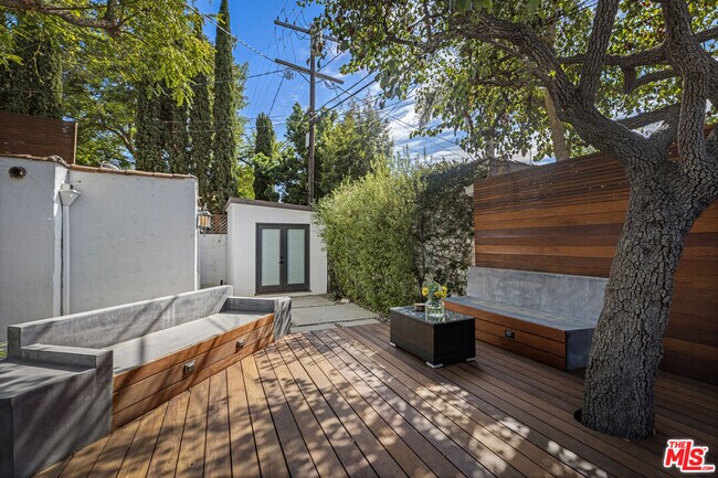Building Photo - 1169 S Sierra Bonita Ave