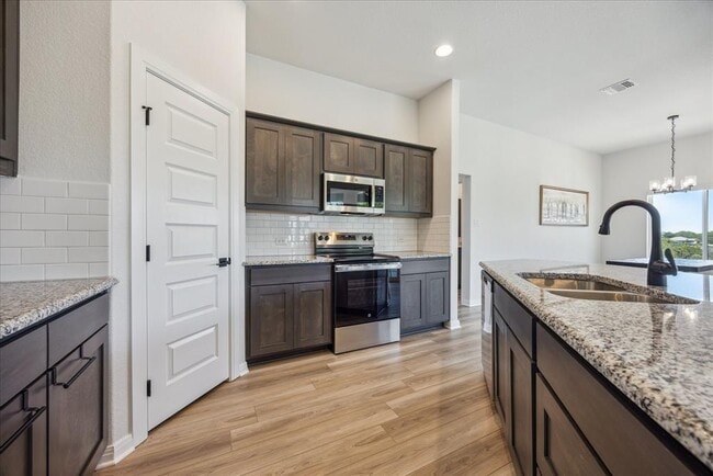 Building Photo - 21001 Newhaven Cove