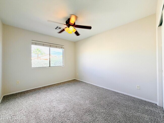 Building Photo - 2875 W Simplicity Dr