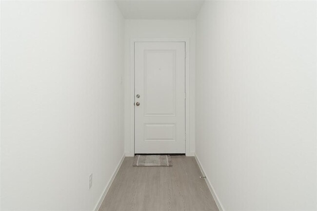 Building Photo - 6602 Tricolor Beech Ln