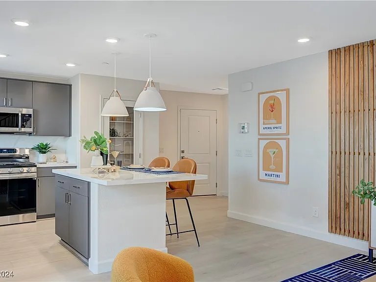 Building Photo - 915 Cadence Vw Wy