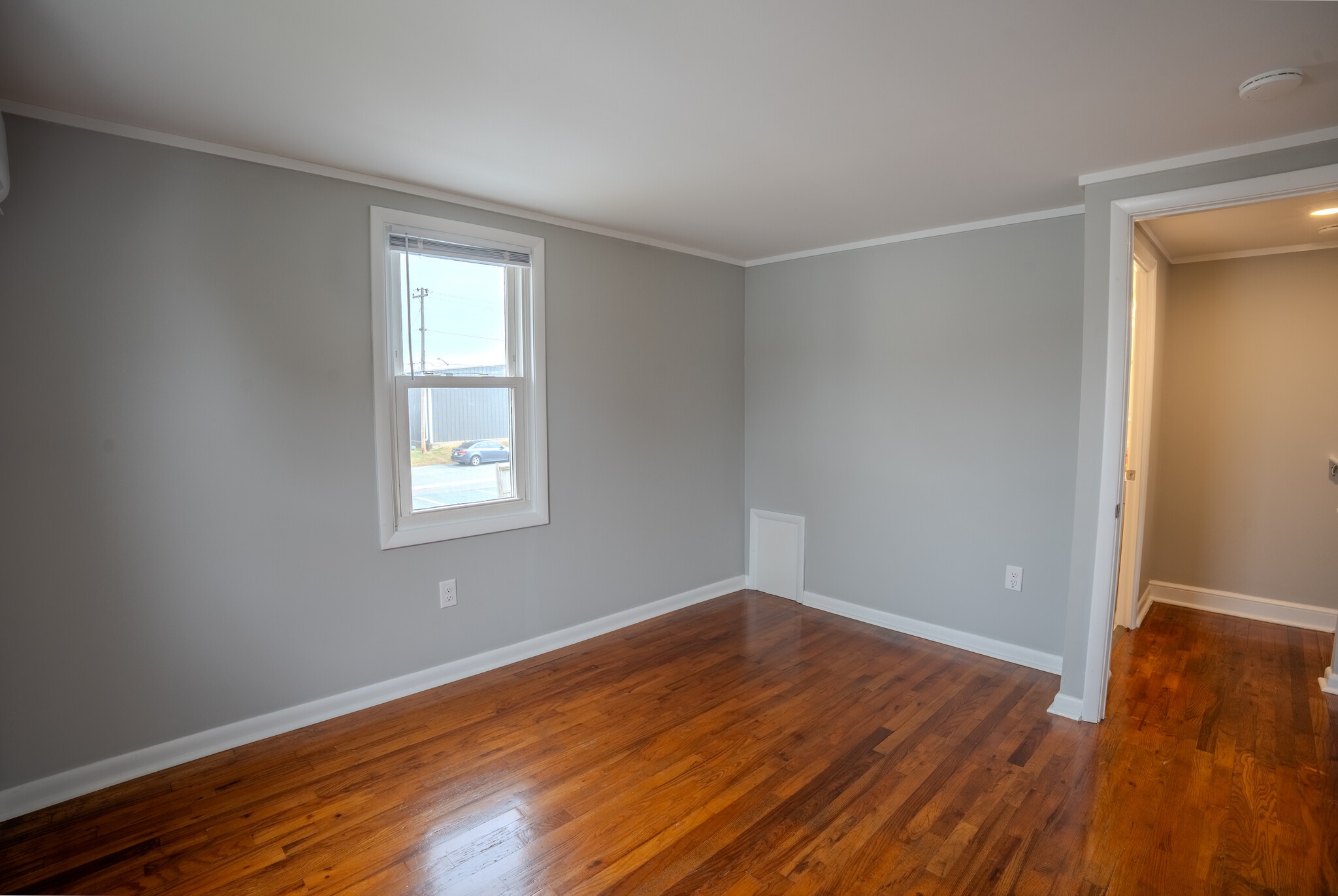 Building Photo - 152 Calvert St