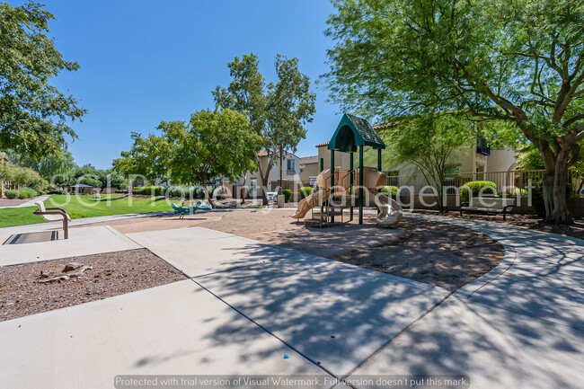 Building Photo - 3416 W la Mirada Dr