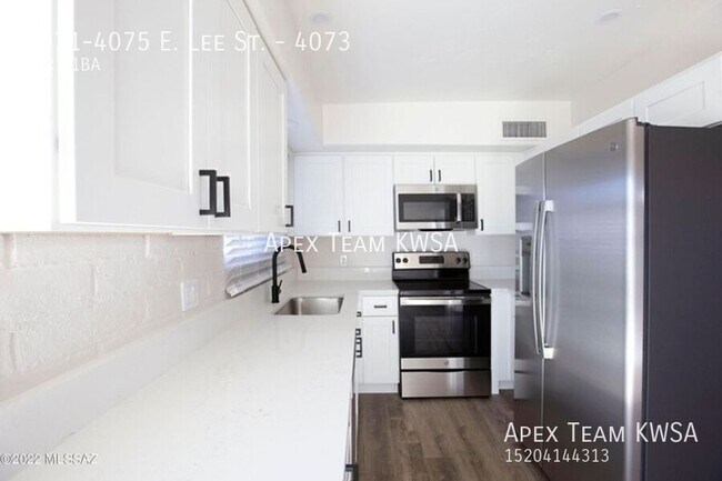 Building Photo - 4071-4075 E. Lee St.-4073