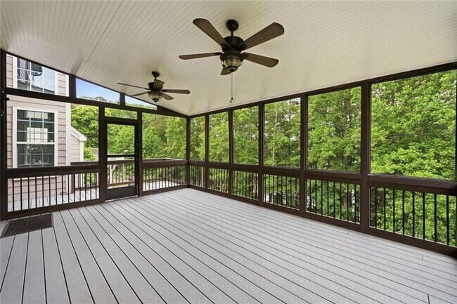 Building Photo - 208 Setters Ridge
