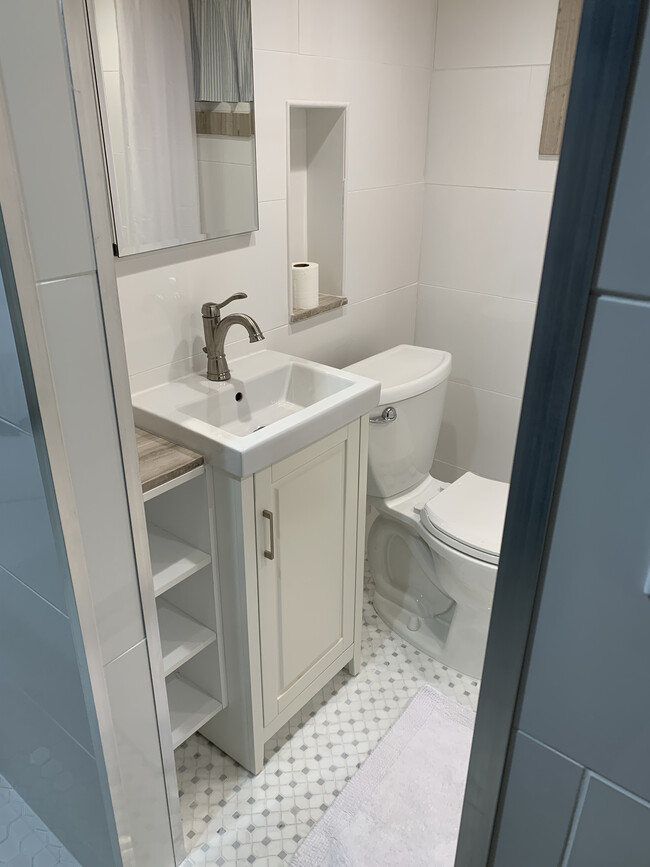 Bathroom TWO: Second vanity and several built-ins - 3632 Dunn Ave