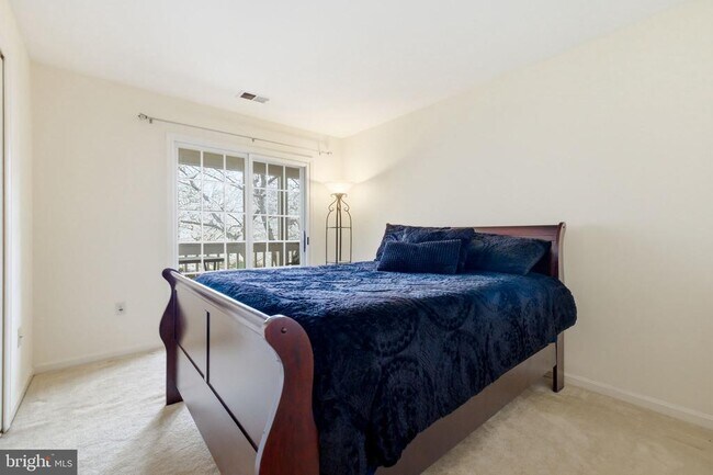Building Photo - 10208 Ashbrooke Ct