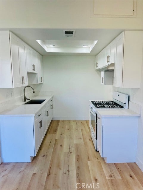 Building Photo - 2380 Benidorm Cir