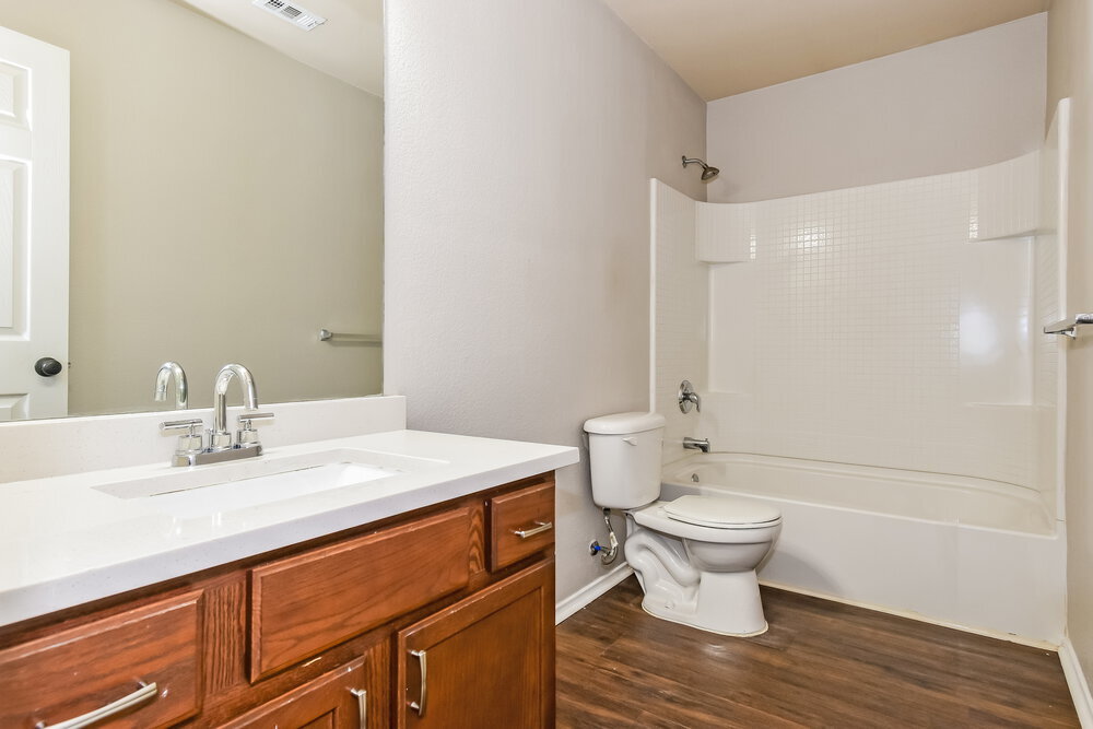 Building Photo - 309 Coneflower Dr