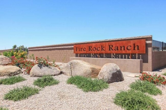 Building Photo - NEWER Beautiful Home in Fire Rock Villas!!