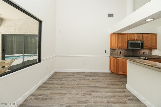 Building Photo - 311 31st St NW