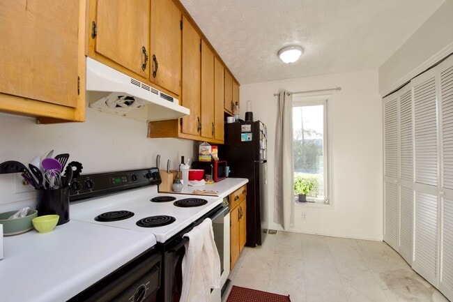 Building Photo - Fall 2026 - Check out the location!