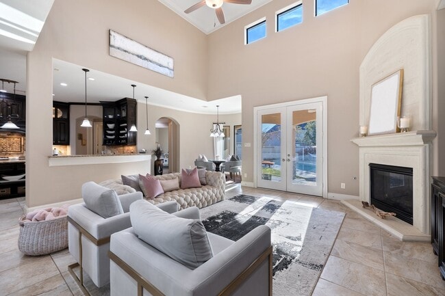 Building Photo - 21603 Christopher Lake Ct