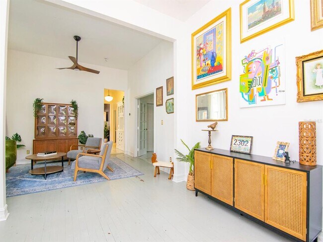 Building Photo - 2302 N Morgan St