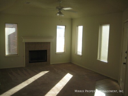 Building Photo - 3114 110th St