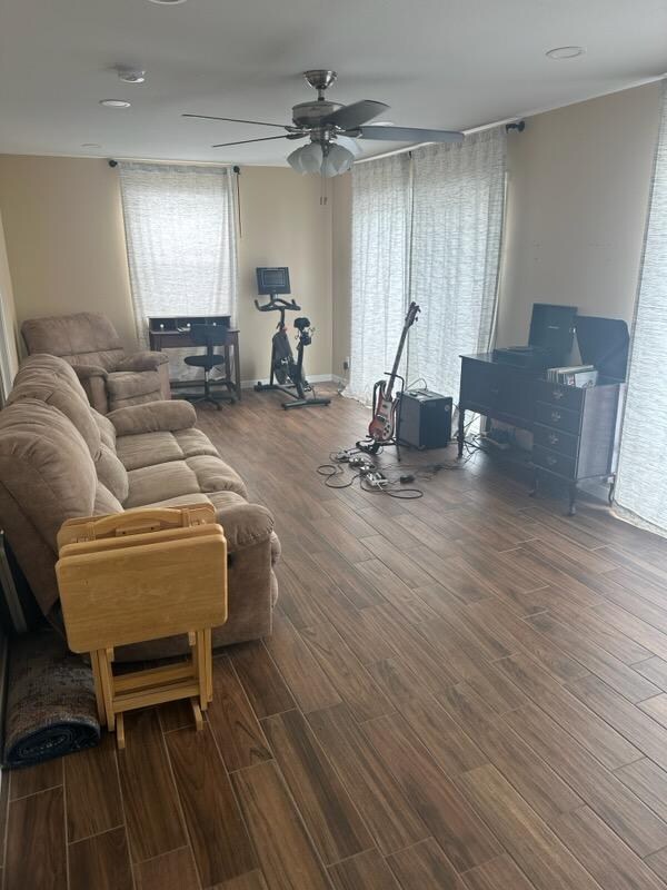 Building Photo - 28662 W Lake Dr