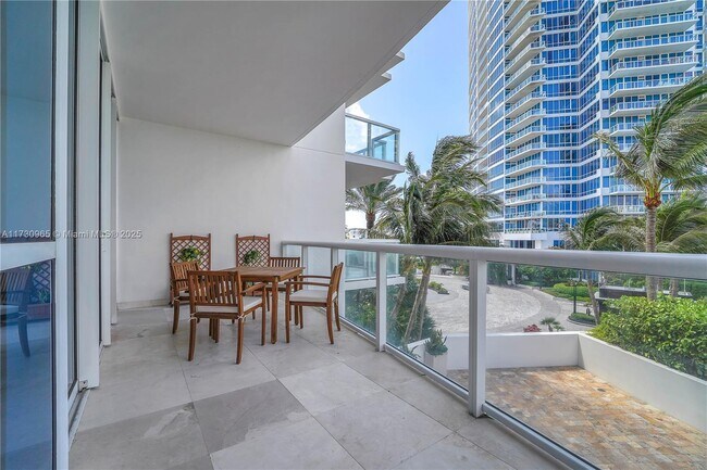 Building Photo - 50 South Pointe Dr