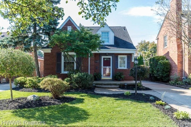 Primary Photo - 1899 Hunt Club Dr