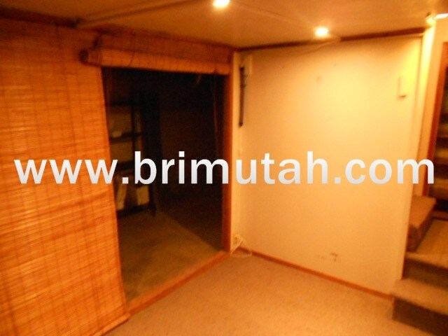 Building Photo - 1824 S 1000 E