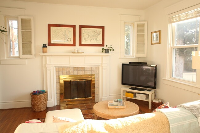 Building Photo - 119 Observatory Ave