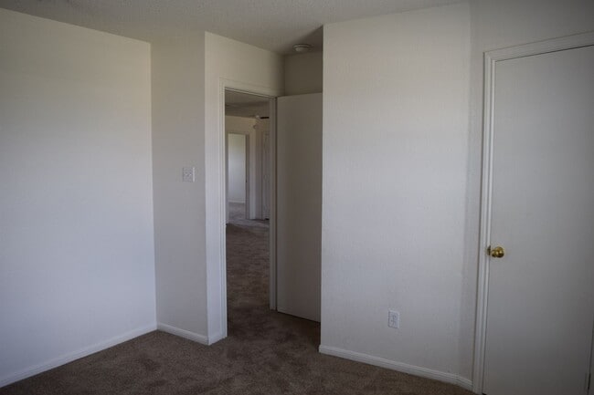 Building Photo - 4307 Janelle Dr