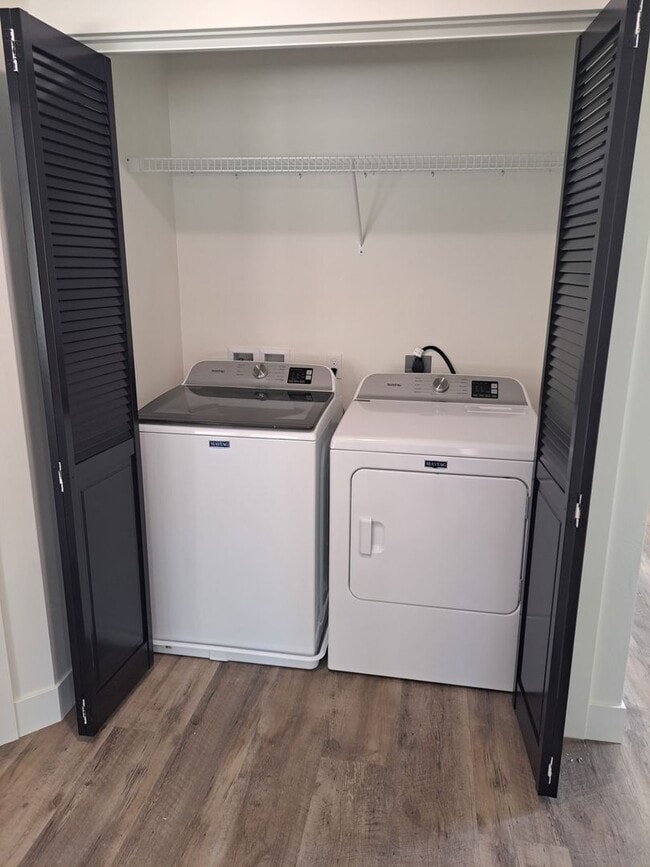 Building Photo - 3 B Raven Rdg Rd