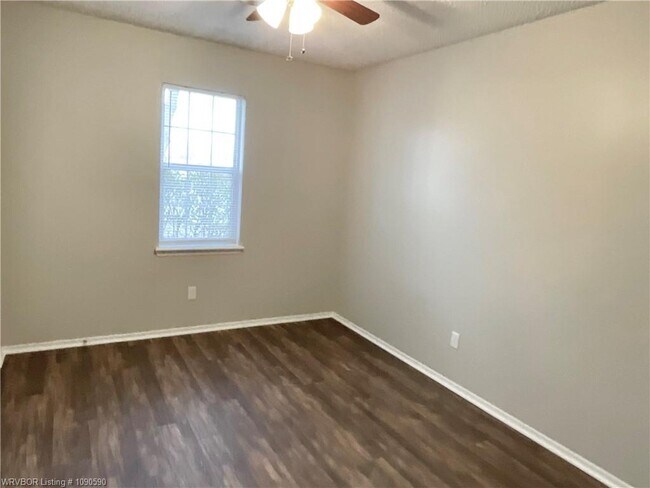 Building Photo - 1107 N St