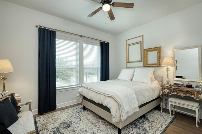 Building Photo - 449 Ocate Mesa Trail