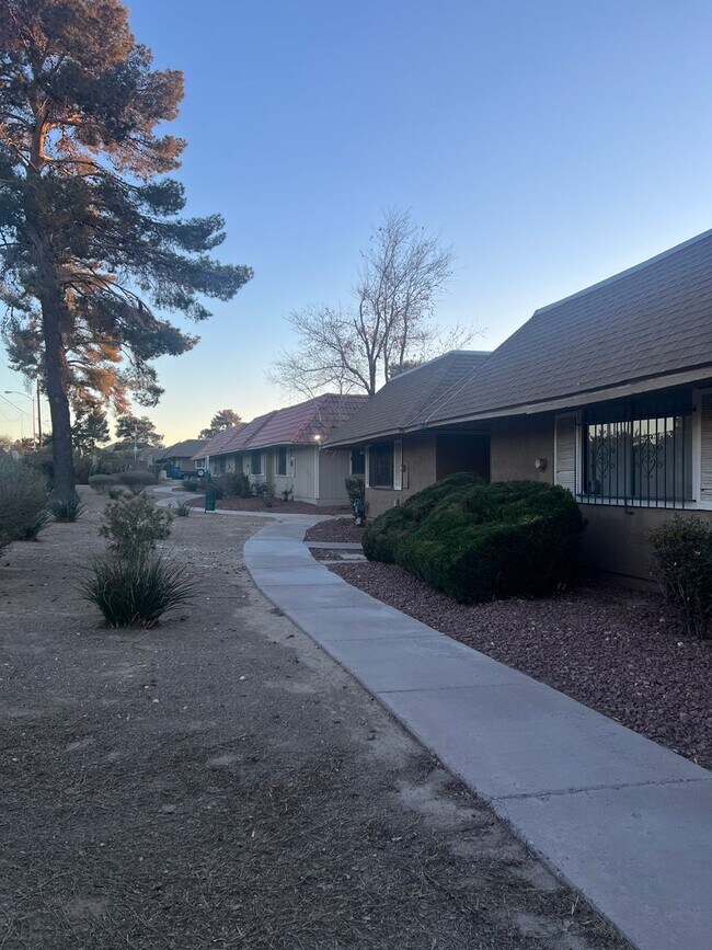 Building Photo - Ready for Move In